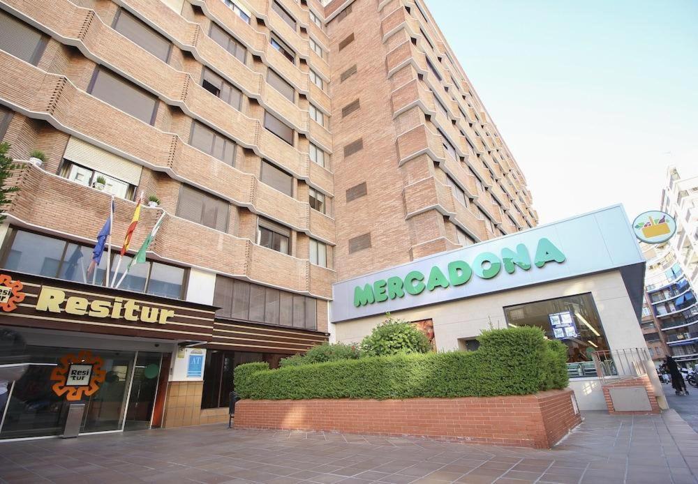 Triana In Hotel 24H Sevilla Eksteriør bilde